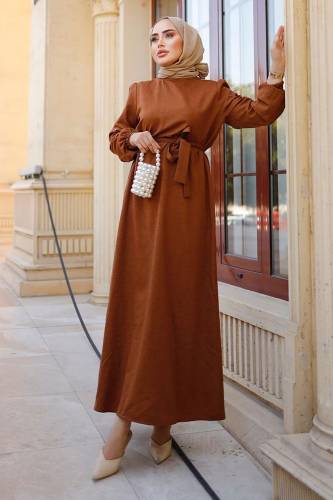 Beli Kuşak Detaylı Bisiklet Yaka Elbise TSD240406 Kahverengi 