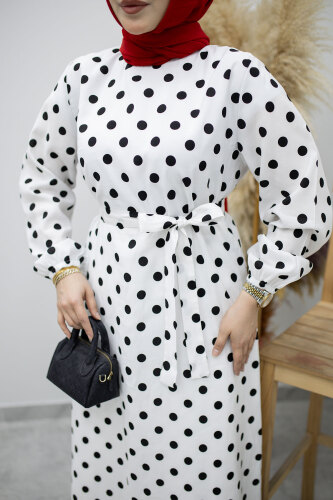 Beli Kuşaklı Puantiyeli Elbise TSD260206 Beyaz - 4