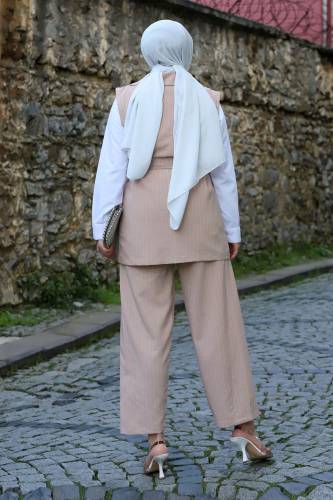 Beli Kuşaklı Yelekli Çizgili Takım TSD240102 Vizon - 5