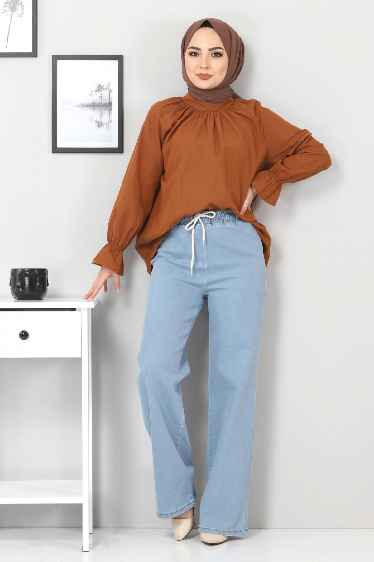 Tesettür Dünyası - Beli Lastikli Bol Paça Kot Pantolon TSD22045 Açık Mavi