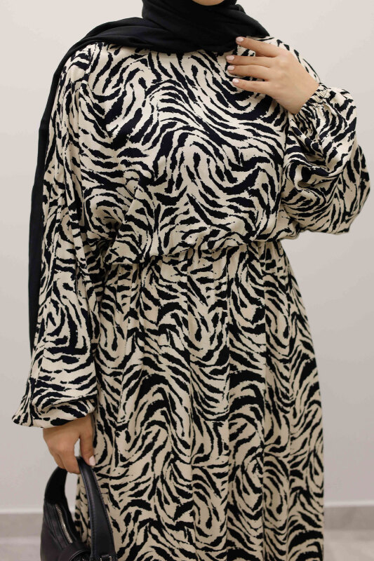 Beli Lastikli Yarasa Kol Viskon Elbise TSD250235 Bej - 4