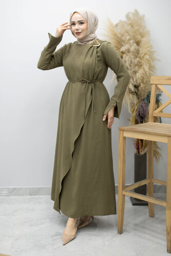 Broş Detaylı Kuşaklı Elbise TSD260198 Haki - Tesettür Dünyası