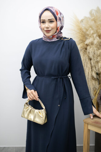 Broş Detaylı Kuşaklı Elbise TSD260198 Lacivert - Tesettür Dünyası (1)