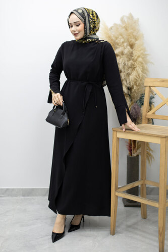 Broş Detaylı Kuşaklı Elbise TSD260198 Siyah - Tesettür Dünyası