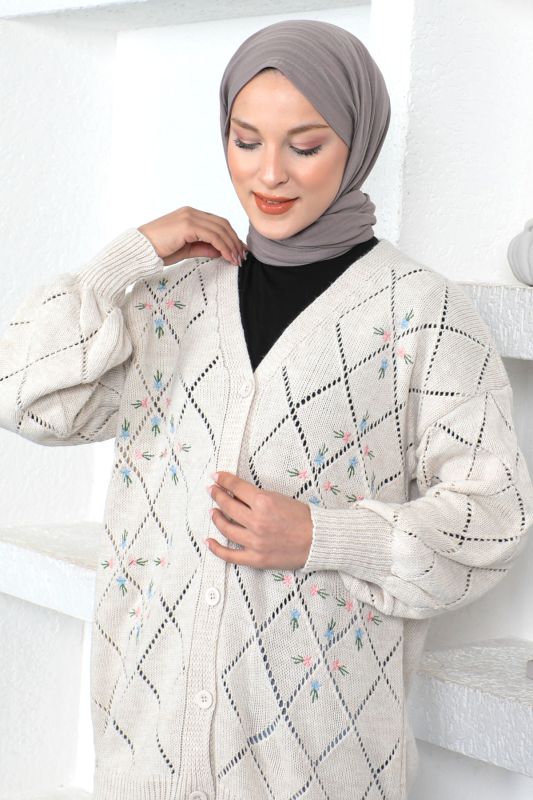 Çiçek Desenli Triko Hırka TSD230350 Bej - 1