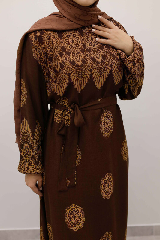 Çini Desenli Viskon Elbise TSD250237 Kahverengi - 4