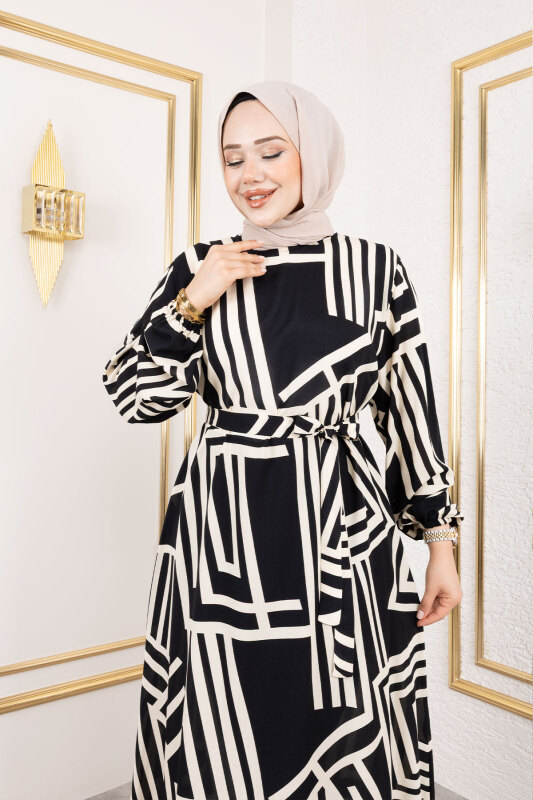 Çizgi Desenli Viskon Elbise TSD240943 Siyah - Tesettür Dünyası (1)
