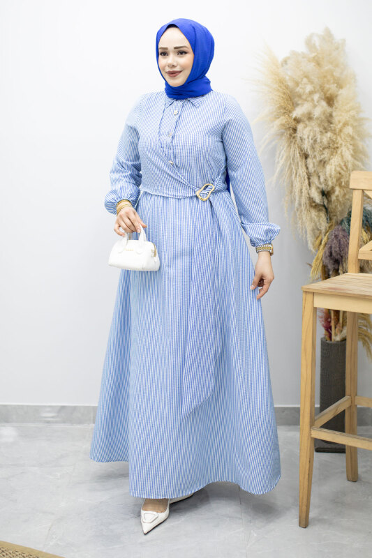 Çizgili Tokalı Gömlek Elbise TSD260196 Mavi - Tesettür Dünyası