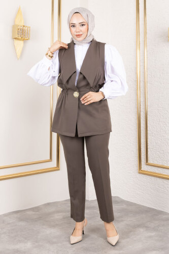 Düğme Detaylı Beli Lastikli Yelekli Takım TSD250190 Vizon 