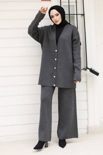 Düğmesi Taşlı Triko Hırka Takım TSD240932 Antrasit - Tesettür Dünyası