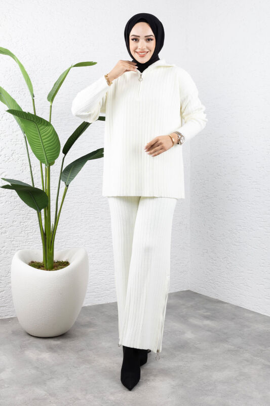 Fermuarlı Triko Takım TSD240950 Beyaz - Tesettür Dünyası