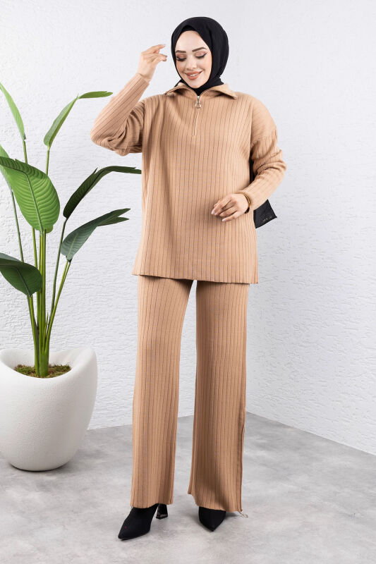 Fermuarlı Triko Takım TSD240950 Vizon - Tesettür Dünyası