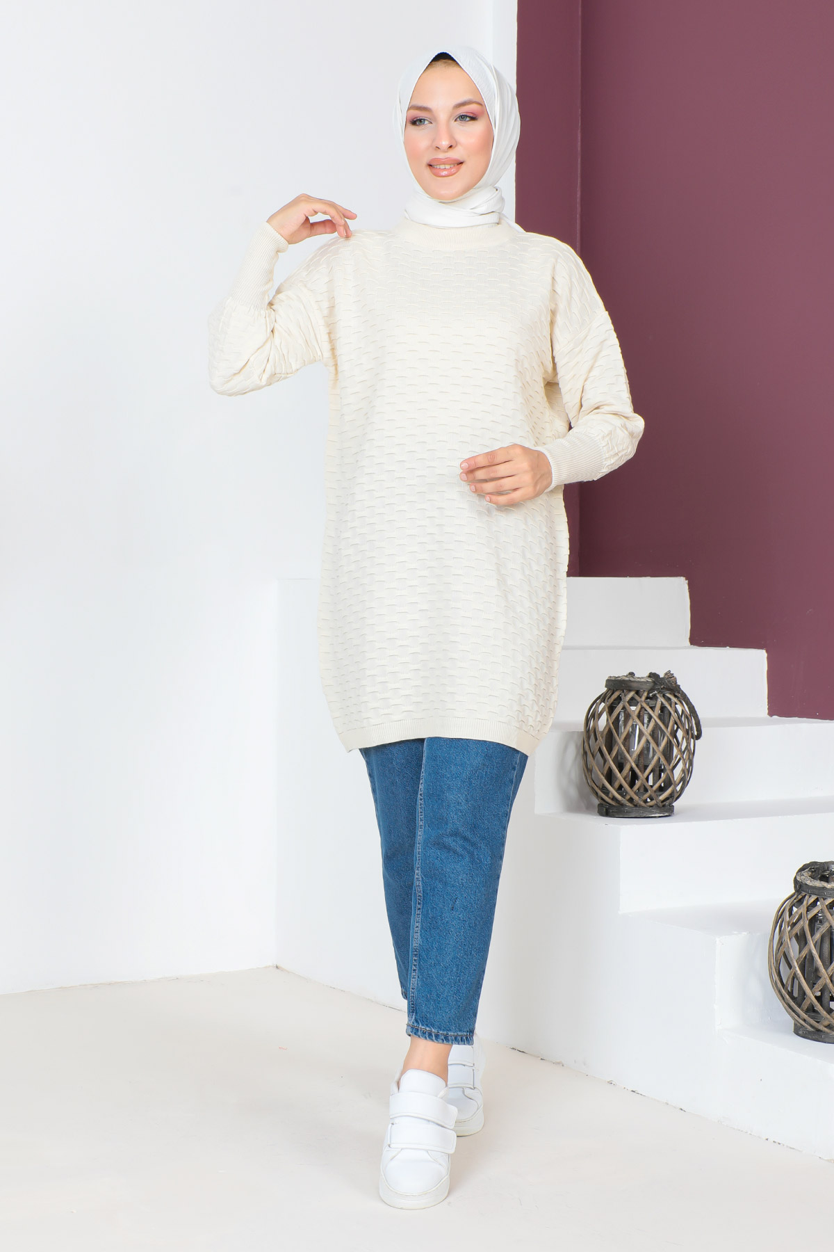 Tesettür Dünyası - Kabartma Desenli Triko Tunik TSD230713 Ekru