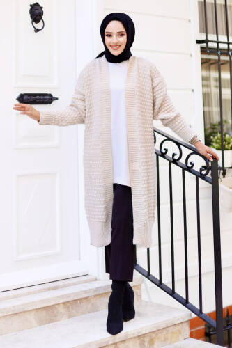 Kabartma Desenli Uzun Triko Hırka TSD240806 Bej - Tesettür Dünyası