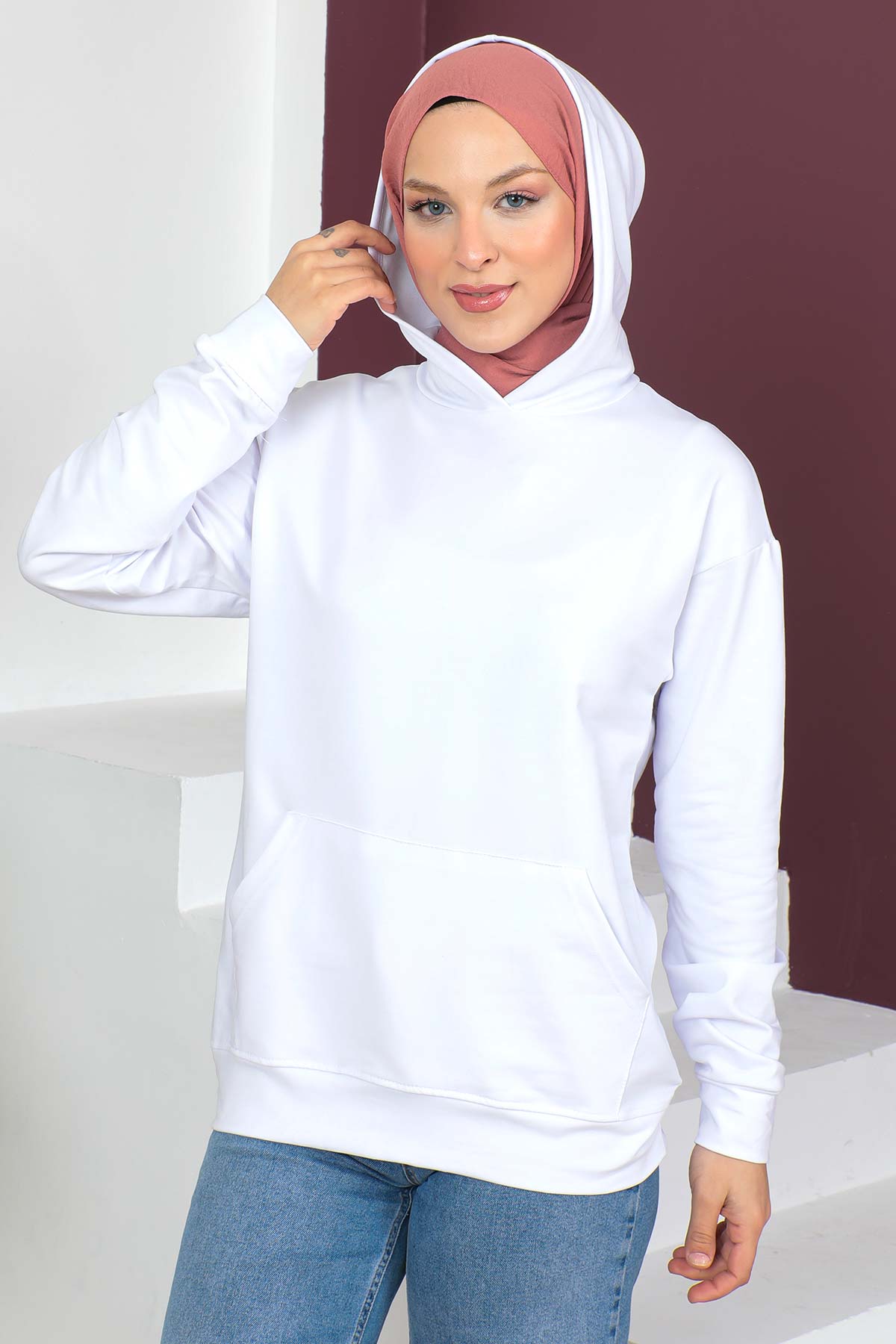 Tesettür Dünyası - Kapşonlu Kısa Sweatshirt TSD230427 Beyaz