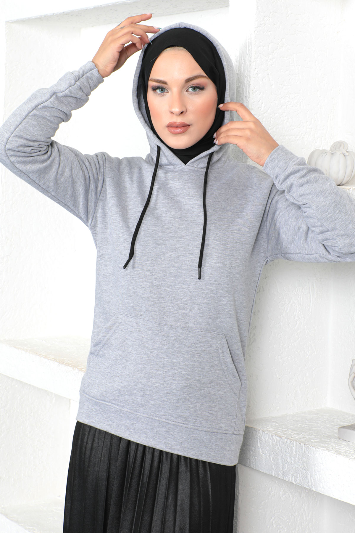 Tesettür Dünyası - Kapşonlu Sweatshirt TSD230340 Gri