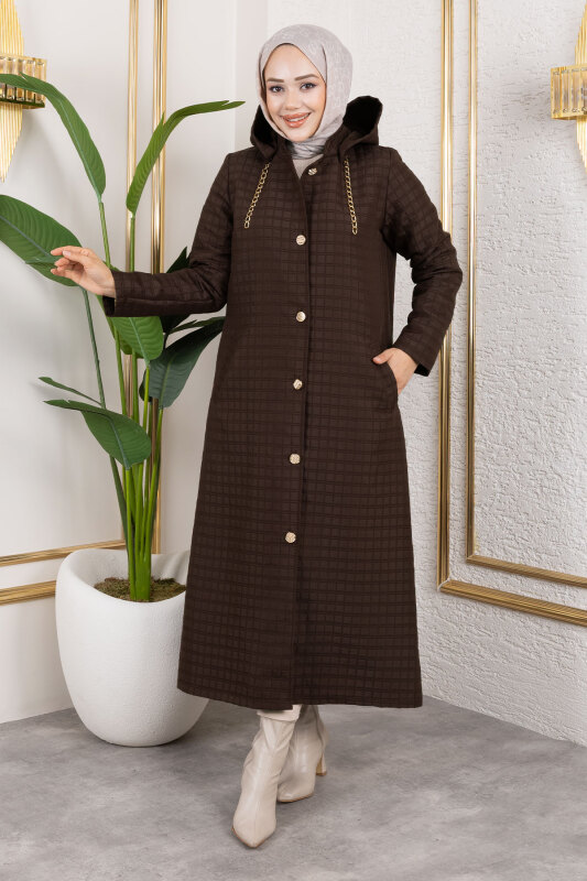 Kapüşonlu Zincir Detaylı Kapitone Kap TSD250162 Acı Kahve - TESETTÜR DÜNYASI