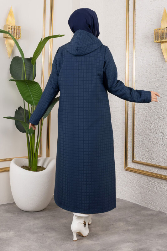 Kapüşonlu Zincir Detaylı Kapitone Kap TSD250162 Lacivert - 5