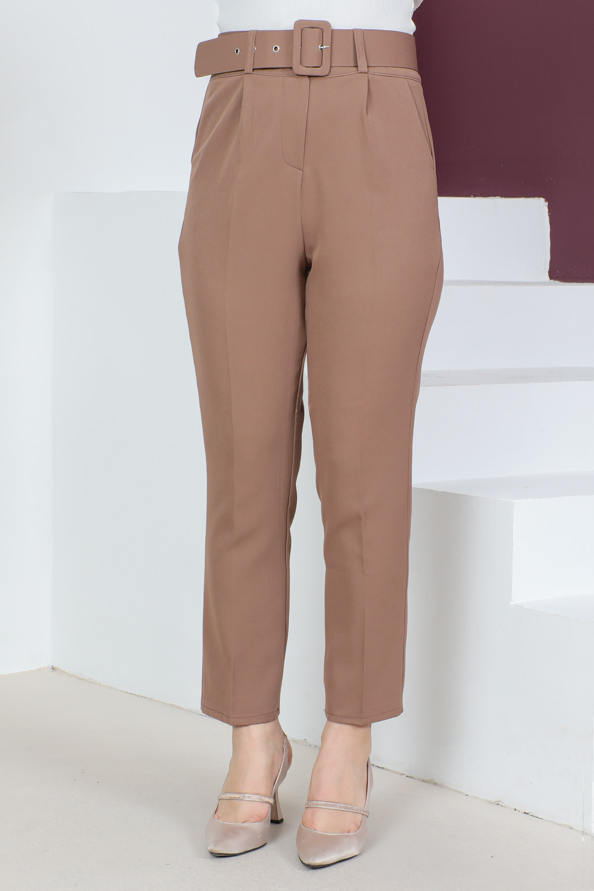 Tesettür Dünyası - Kemerli Havuç Pantolon TSD221012 Camel
