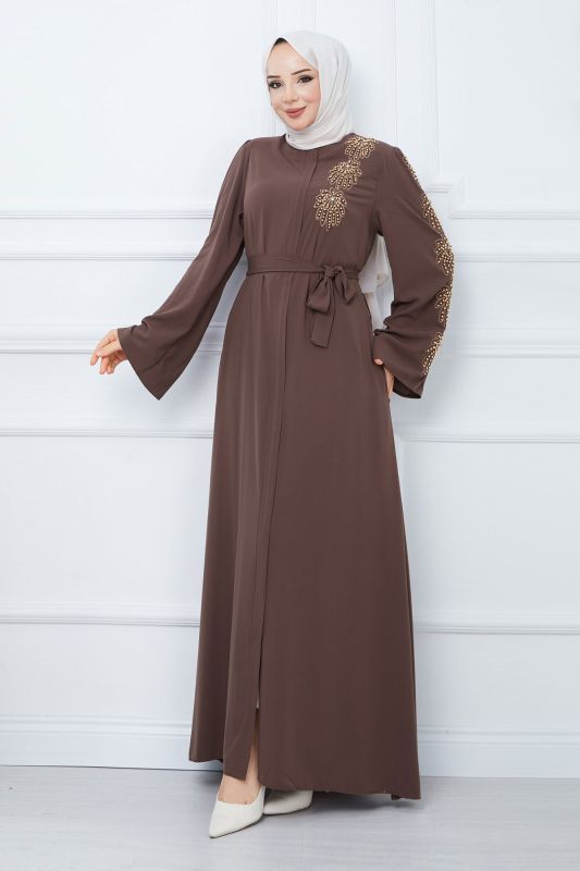 Kolu Boncuk İşlemeli Kuşaklı Tesettür Ferace TSD240203 Kahverengi - Tesettür Dünyası