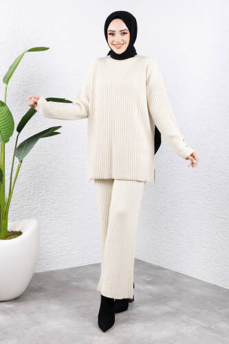 Kolu Ucu Düğme Detaylı Triko Takım TSD240947 Bej 