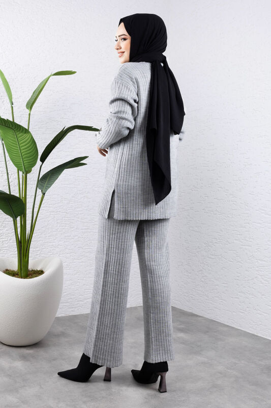 Kolu Ucu Düğme Detaylı Triko Takım TSD240947 Gri - 4