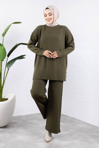 Kolu Ucu Düğme Detaylı Triko Takım TSD240947 Haki 