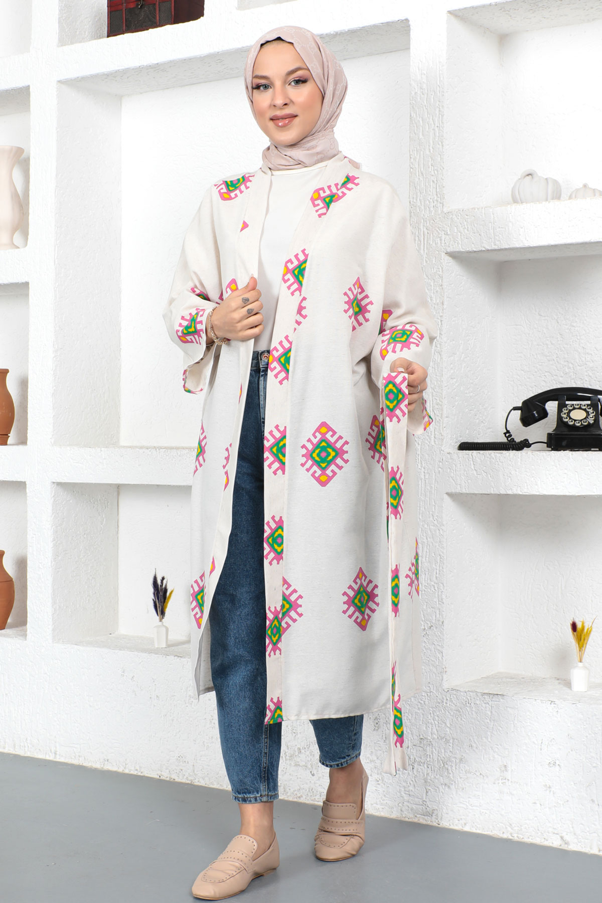Tesettür Dünyası - Motifli Kimono TSD230435 Beyaz