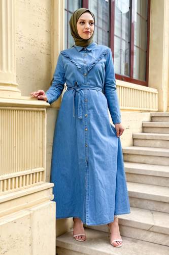 Önü Fırfırlı Kemerli Kot Elbise TSD220836 Açık Mavi - 4