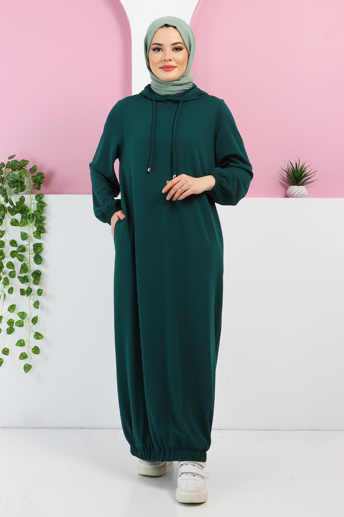 Tesettür Dünyası - Spor Elbise TSD220405 Zümrüt Yeşili