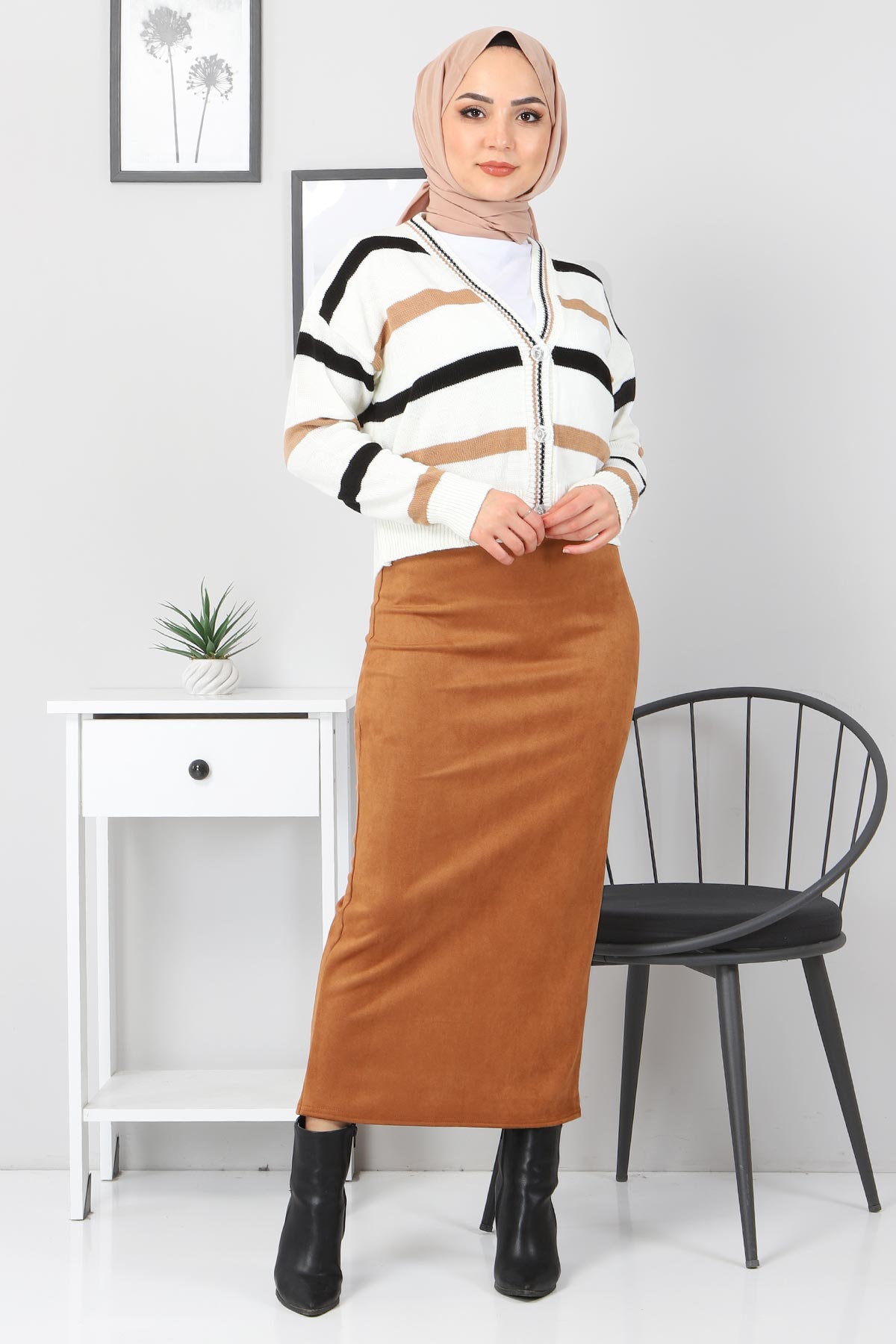 Tesettür Dünyası - Suede Pencil Skirt TSD0034 Tan