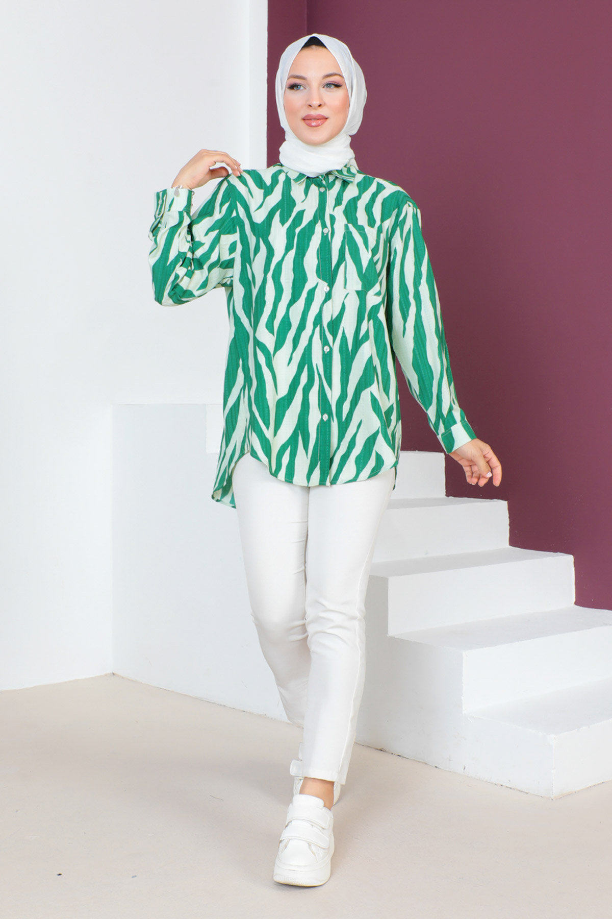 Tesettür Dünyası - Zebra Desenli Tunik TSD230639 Yeşil